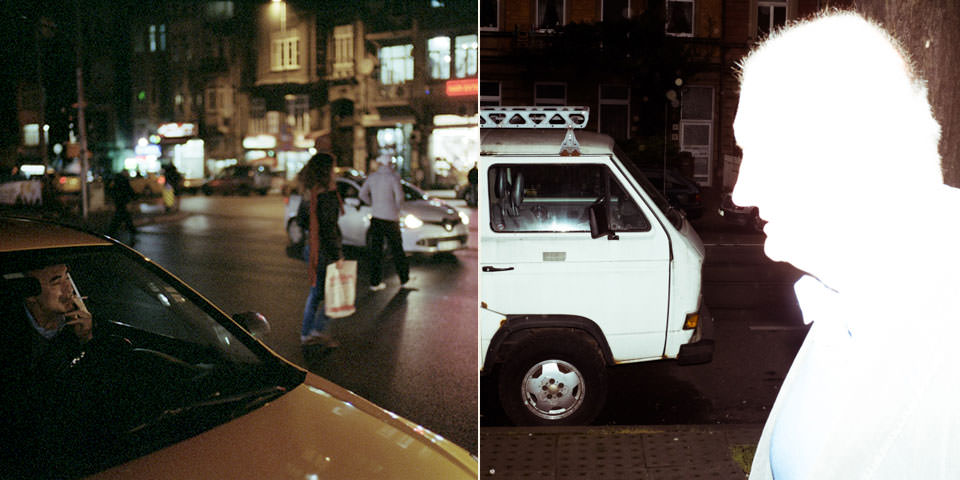 Zwei Bilder nebeneinander: links ein im Auto rauchender, auf Kunden wartender Taxifahrer, rechts die aufgeblitzte Silhouette eines älteren Herrn.