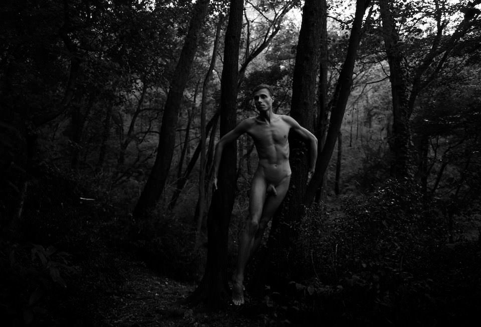 Ein Mann im Wald