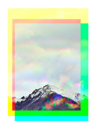 Eine weiße Berglandschaft entsteht zwischen einem Rahmen aus den Grundfarben