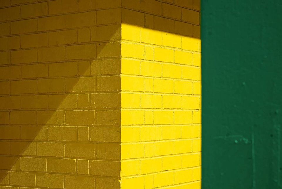 Gelbe Mauer