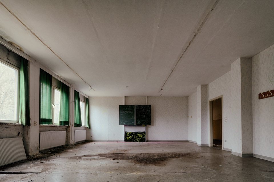 verlassenes Klassenzimmer