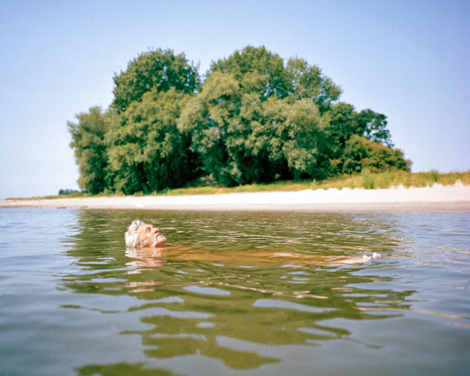 Mann in einem See